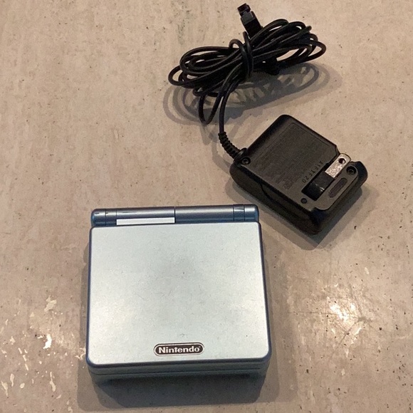 Nintendo Game Boy Advance SP Console Backlit & Charger AGS-101 Back Lit Blue - Picture 16 of 16